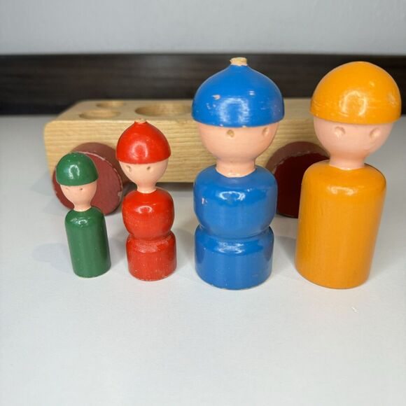 Kay Bojesen Original 1950s Danish Toy Wagon “Family Trip” Colorful Wooden Car - Picture 6 of 9